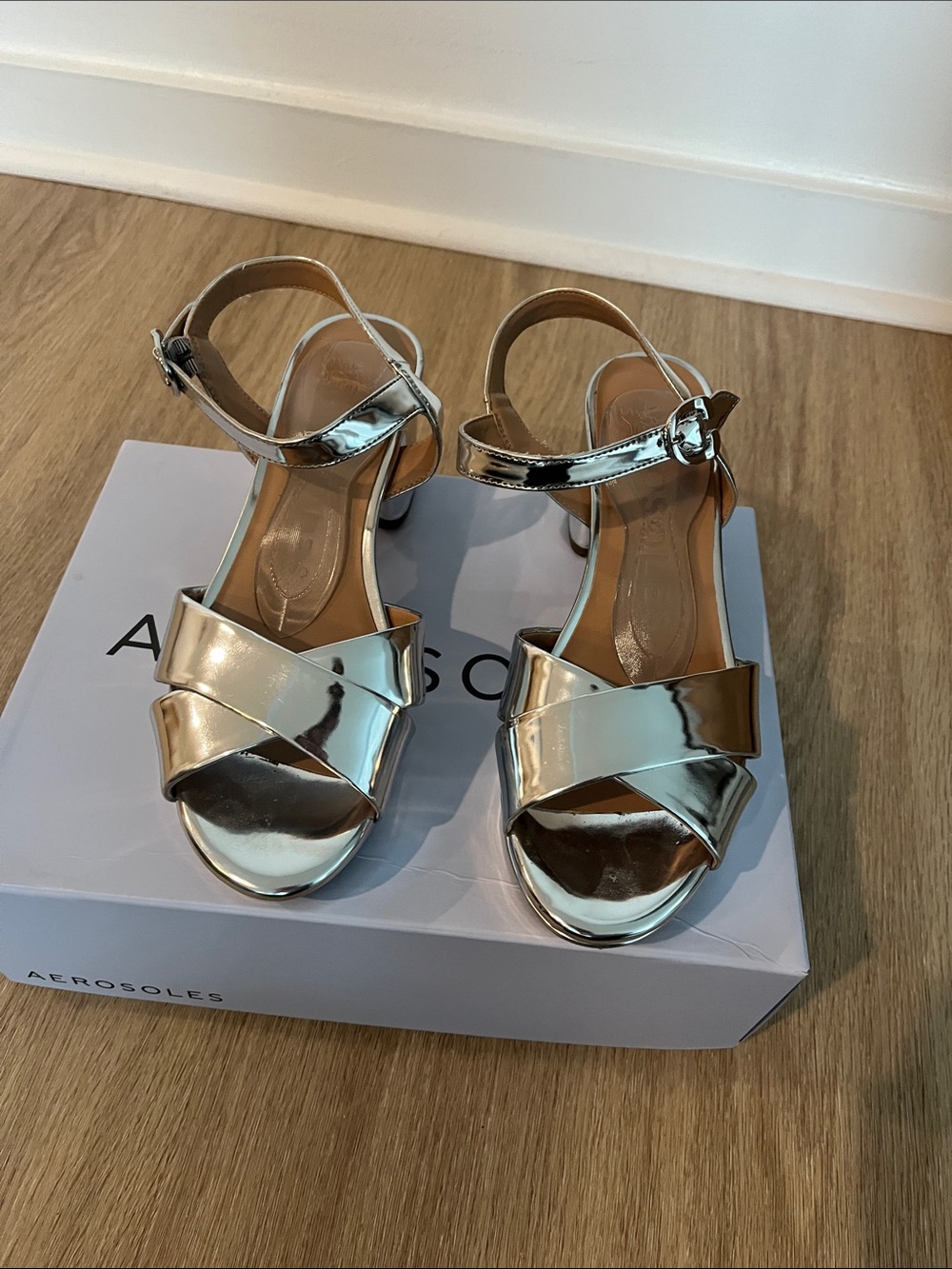 AEROSOLES Metallic Gold Crisscross Ankle Strap Block Heel Sandals